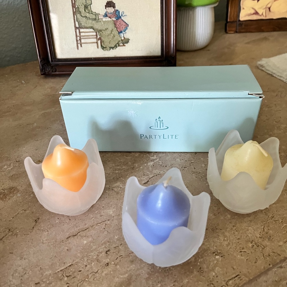 PartyLite Frosted Lotus Blossom Tealight Candle Trio - Orange, Blue, Cream